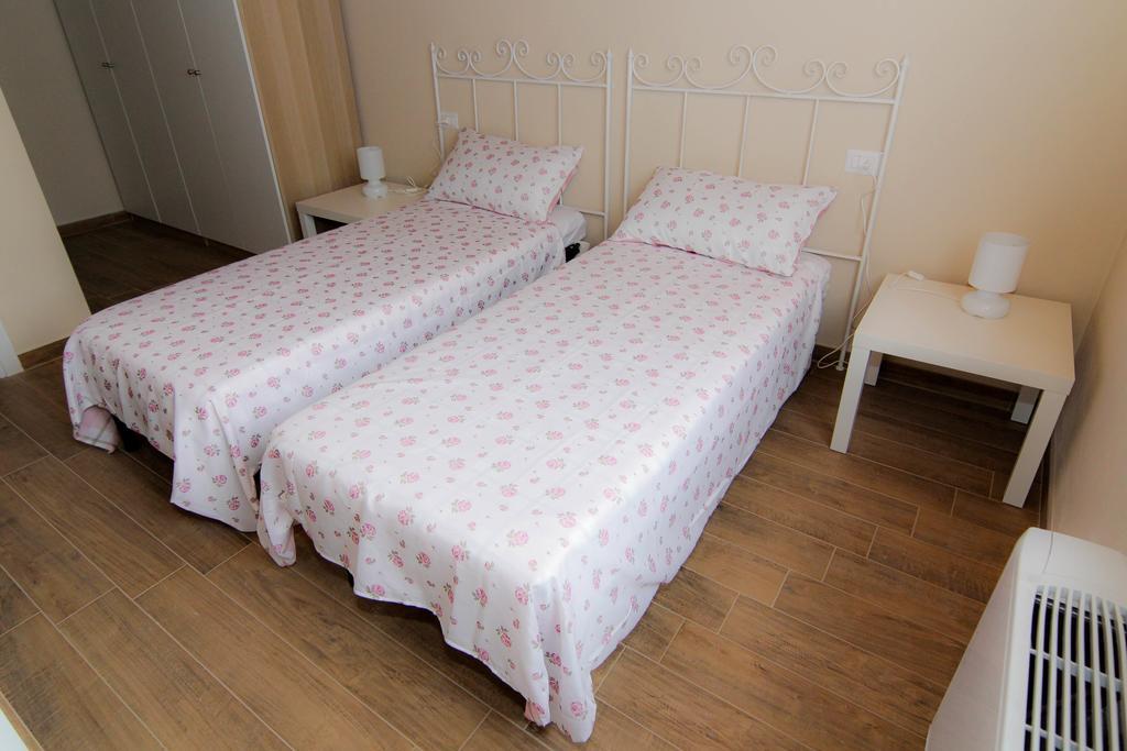 Agriturismo Cascina Della Fontana Lodi Zimmer foto