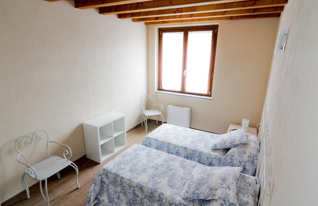 Villa Agriturismo Cascina Della Fontana Lodi Zimmer foto